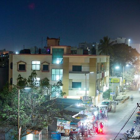 Hotel Bhagwat Palace Lātūr Exteriér fotografie